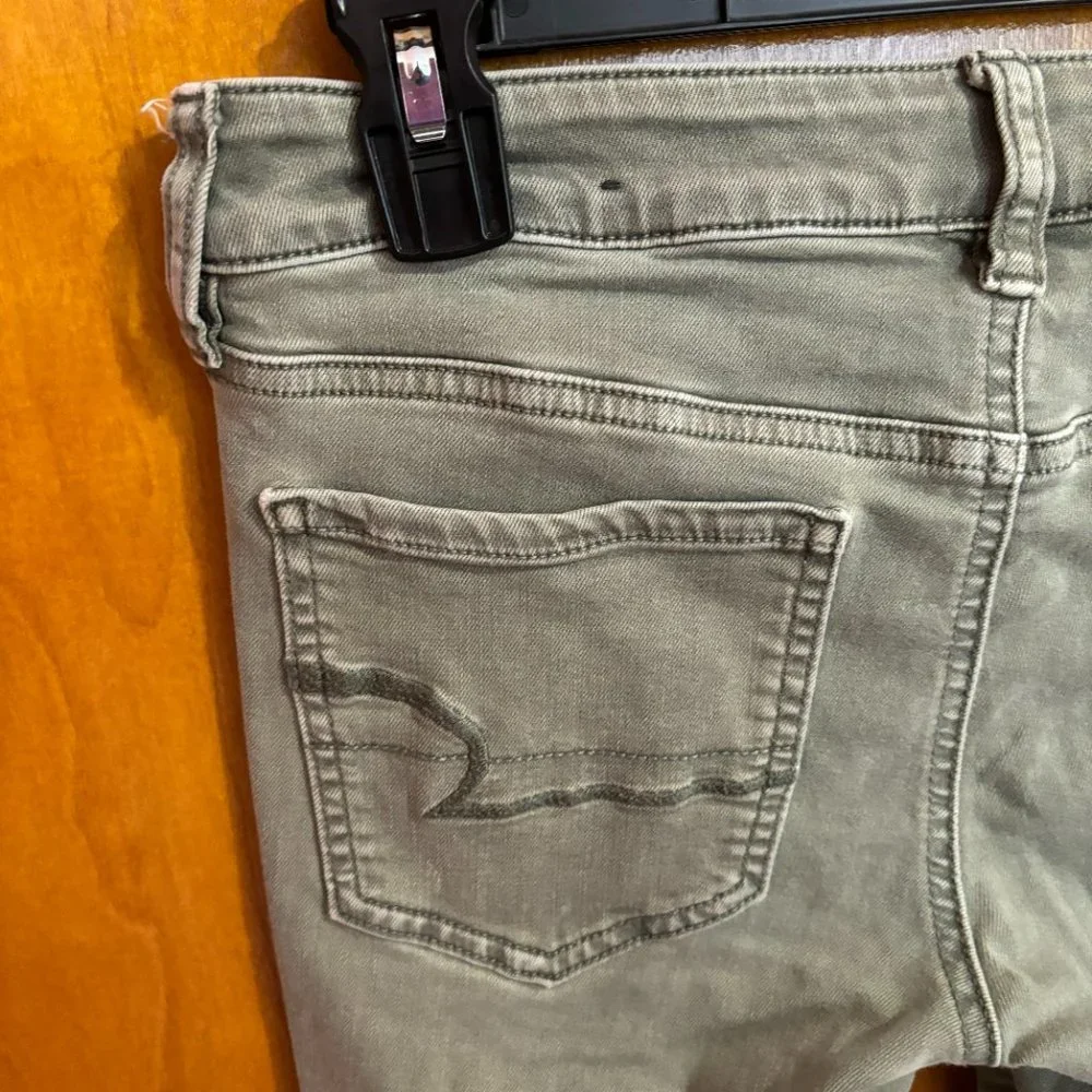 AMERICAN EAGLE JEANS 4 Green‎ Super Stretch Distressted